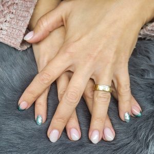 Nagelzauber Meli Schlienger Hellikon