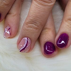 Nagelzauber Meli Schlienger Hellikon