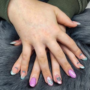 Nagelzauber Meli Schlienger Hellikon