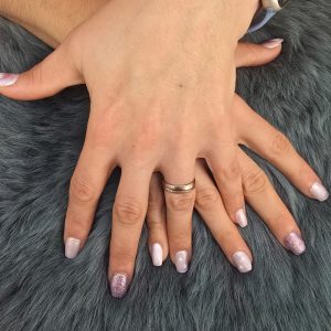 Nagelzauber Meli Schlienger Hellikon